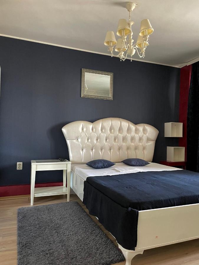 Apartament Cu 3 Dormitoare Jolie.M Apartman Galac Kültér fotó