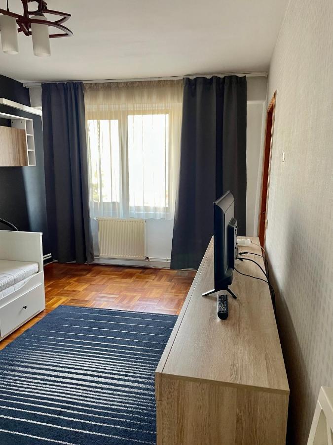 Apartament Cu 3 Dormitoare Jolie.M Apartman Galac Kültér fotó